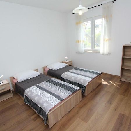 Apartment Dina Rovinj Eksteriør billede