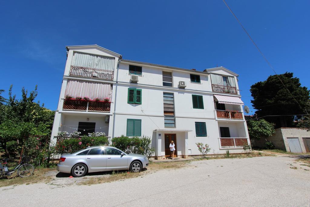 Apartment Dina Rovinj Eksteriør billede
