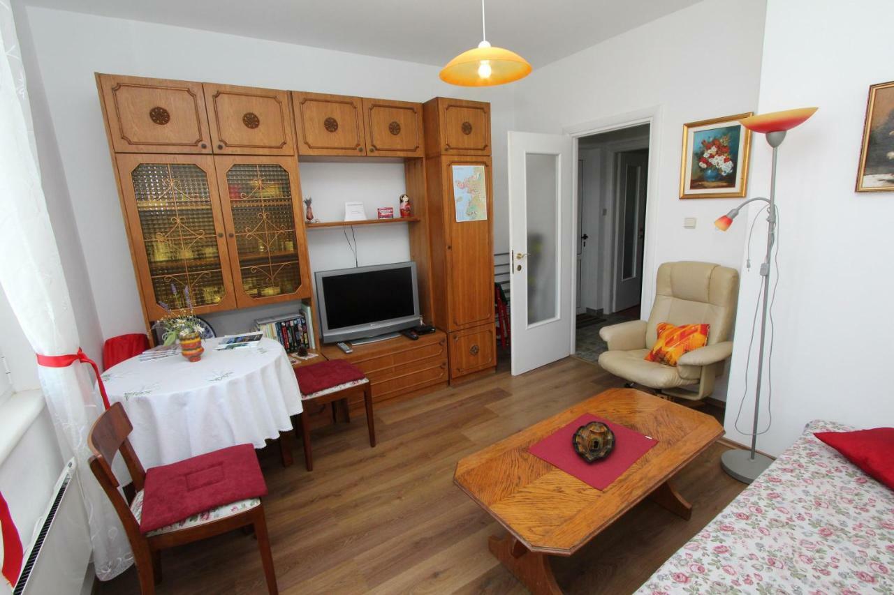 Apartment Dina Rovinj Eksteriør billede