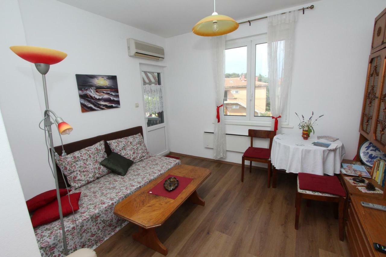 Apartment Dina Rovinj Eksteriør billede