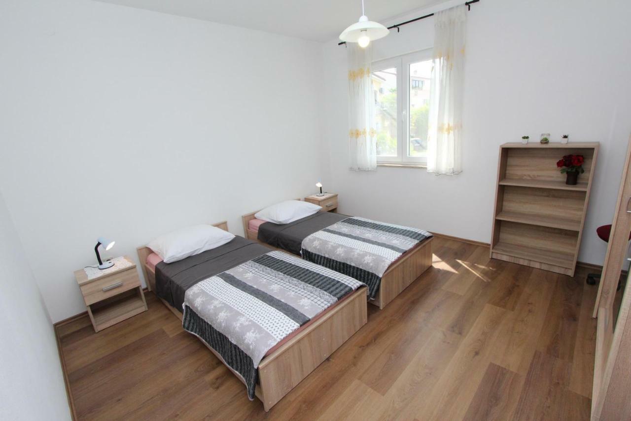 Apartment Dina Rovinj Eksteriør billede